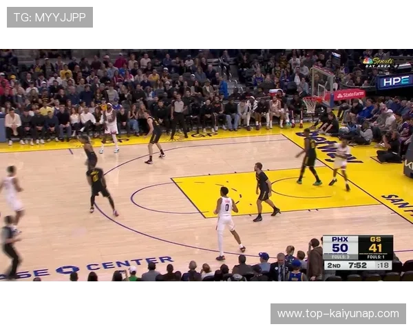 巴恩斯空切接球暴扣引爆主场